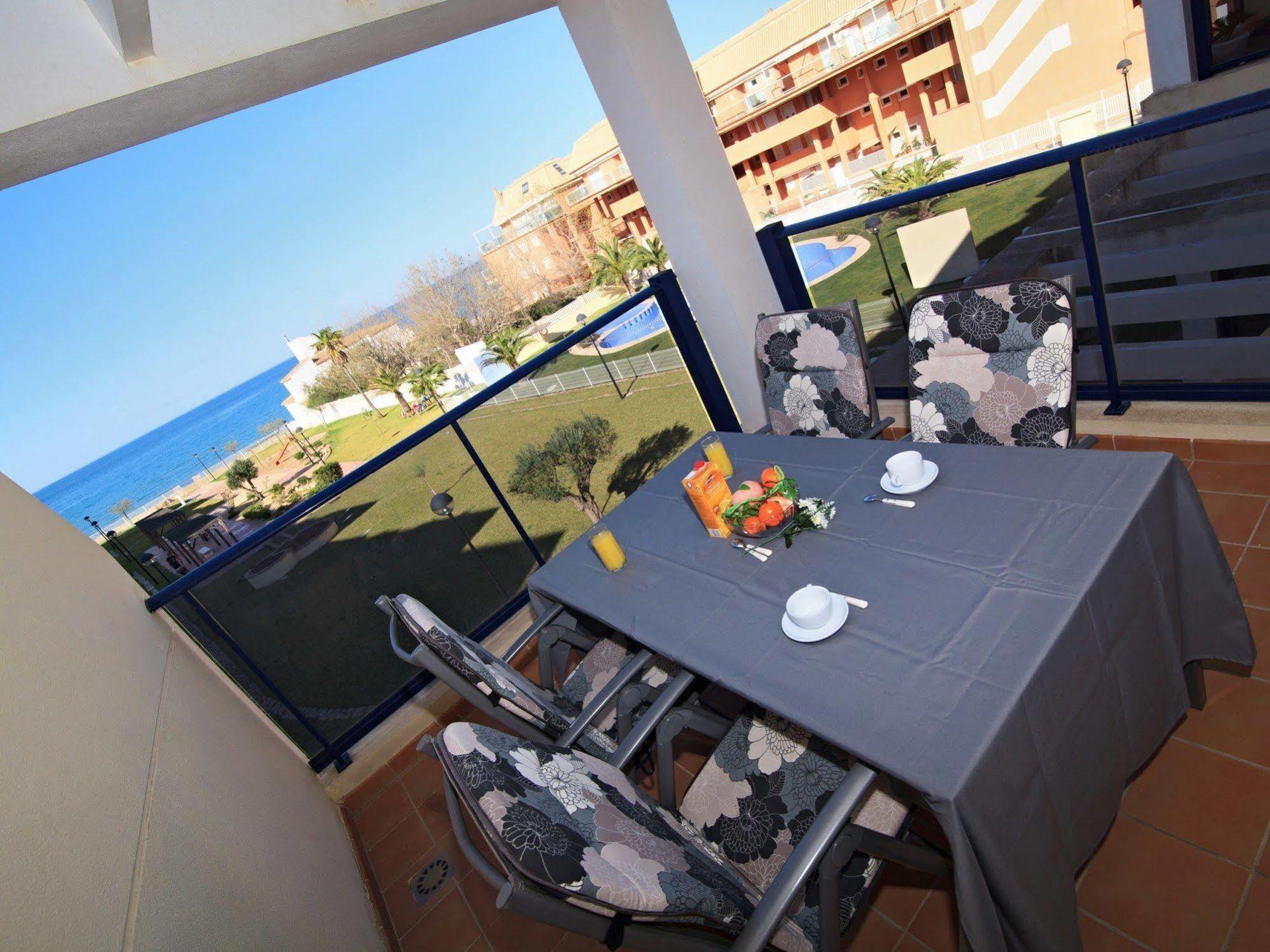 Apartamentos Almadraba Vyb Дения Екстериор снимка