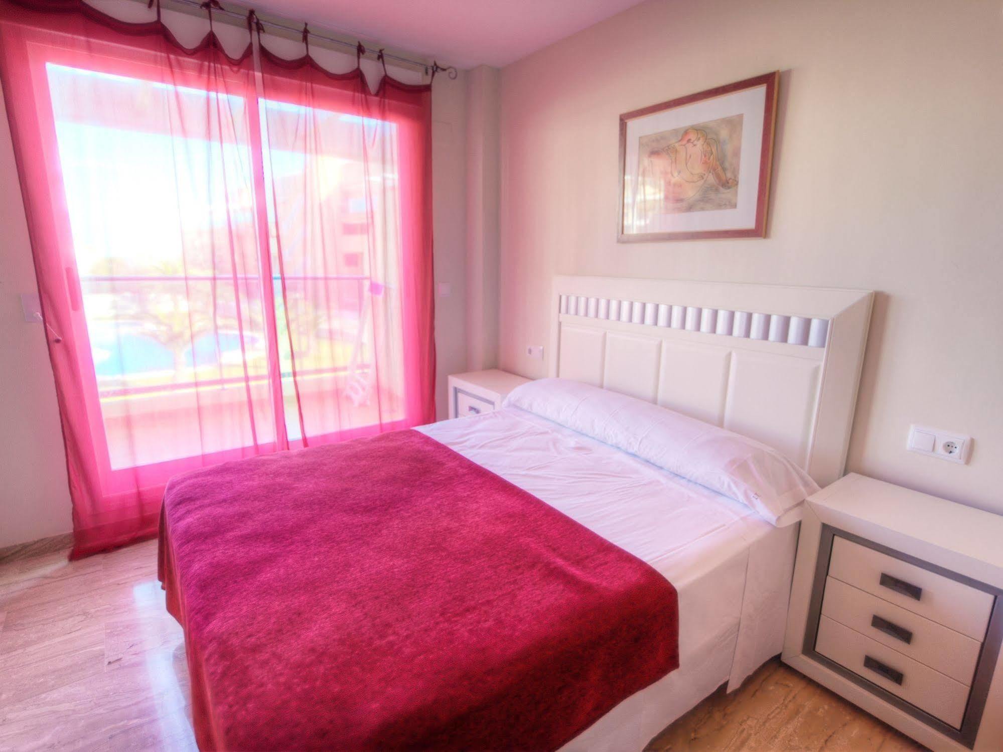 Apartamentos Almadraba Vyb Дения Екстериор снимка